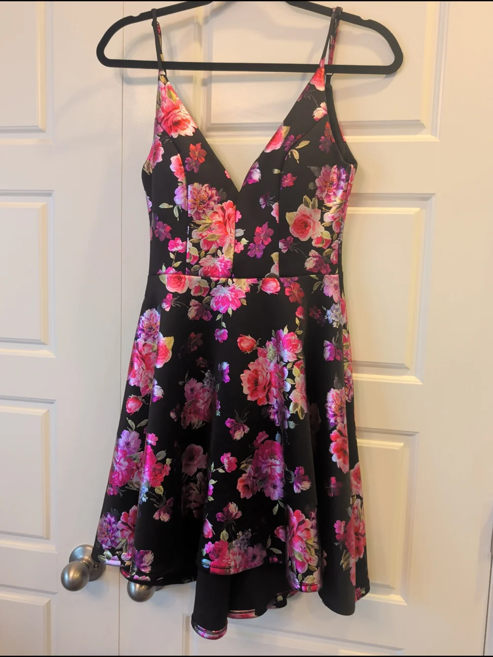 Dark Floral Fit & Flare Scuba Dress Size 5/6 Hoco Prom Party Metallic Black